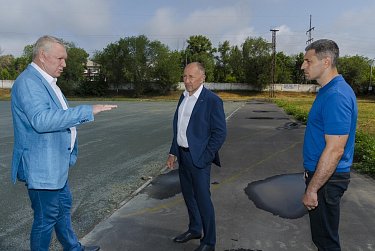 Александр Куниловский: «Реконструкция стадиона «Маяк» займет несколько лет»